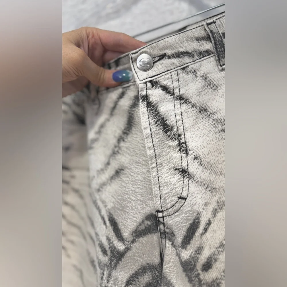 SUPER RARE HTF Vintage 2002 Just Cavalli Ombre Zebra Print Flared Jeans 29 NWOT - Picture 4 of 16